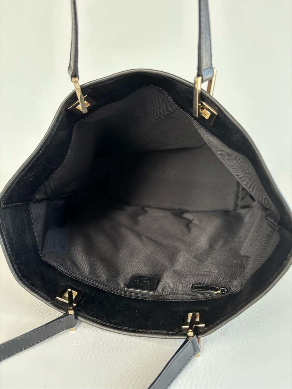 Gucci GG Eclipse Canvas Vintage Tote with Black Trim - Picture 6 of 8